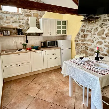 Rural Ritossa Bed & Breakfast Vizinada
