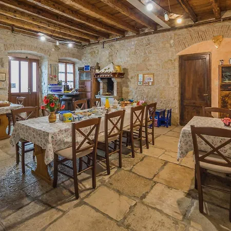 Rural Ritossa Vizinada