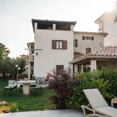Rural Ritossa Bed & Breakfast Vizinada
