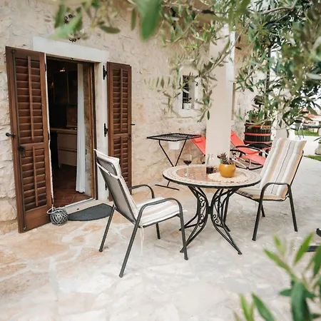 Rural Ritossa Bed & Breakfast
