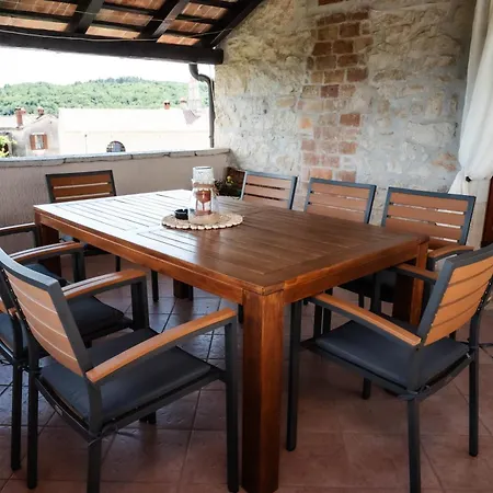 Rural Ritossa Bed & Breakfast 3*